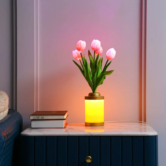 Amazon Tiktok Decoração de Casa LED Iluminação Interior Mesa Tiffany Cabeceira Recarregável Iluminação Touch Tulip Decoração de Natal Night LED Table Light